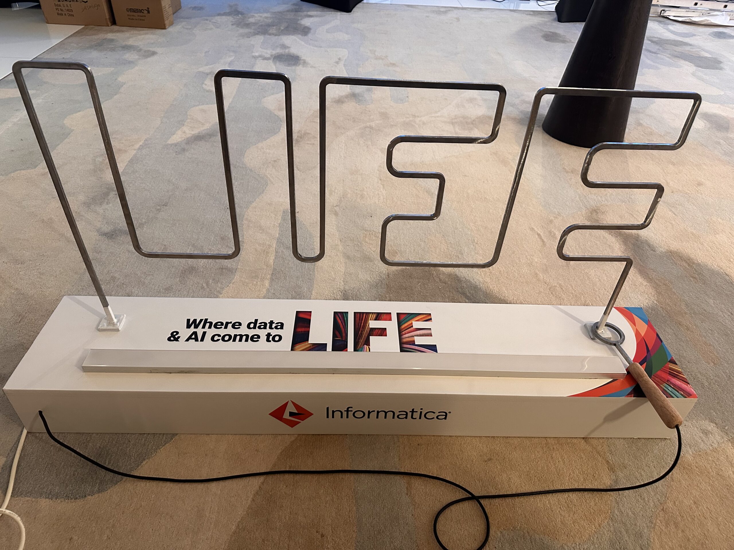Informatica Life custom buzz wire dexterity game activation by PearlQuest
